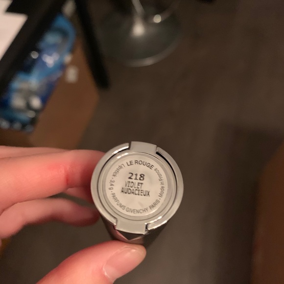 Givenchy lipstick - Picture 2 of 4